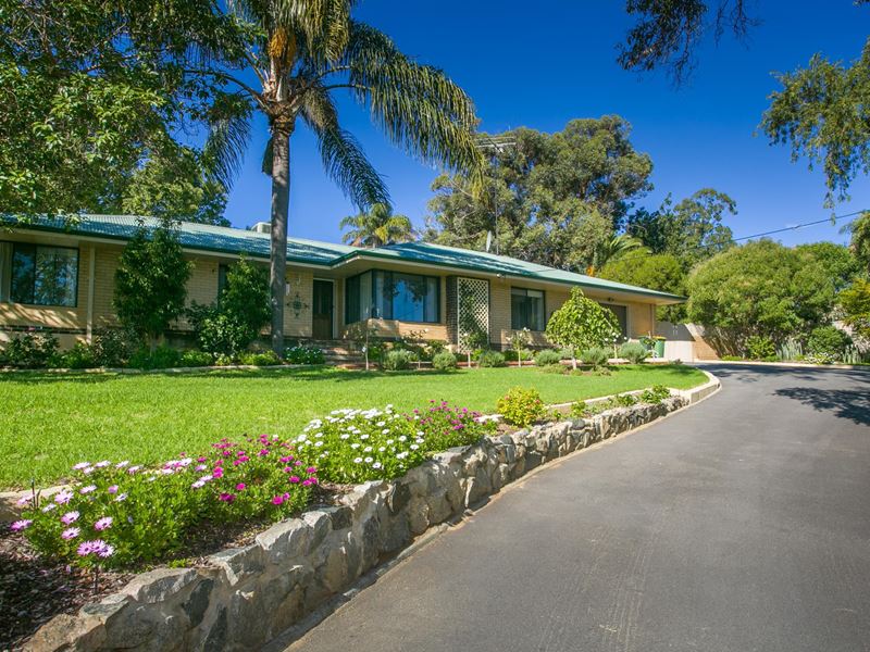 8 Woodbridge Drive, Greenmount