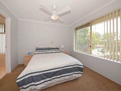4 Haskell Gardens, Clarkson WA 6030