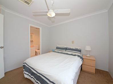 4 Haskell Gardens, Clarkson WA 6030