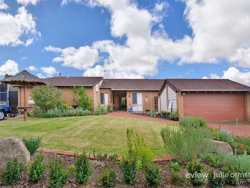22 Fallbrook Avenue, Woodvale