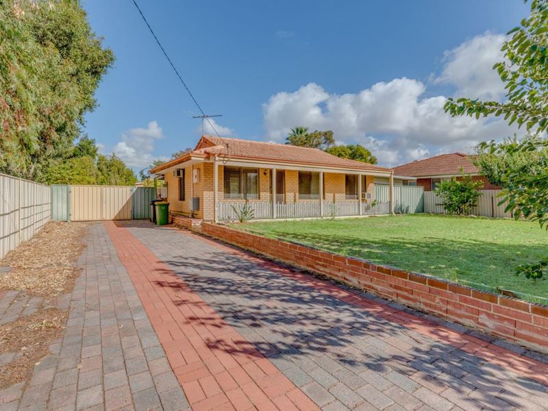 29 Railway Ave, Kelmscott WA 6111