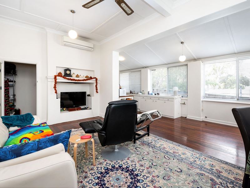 82 Railway Street, Cottesloe