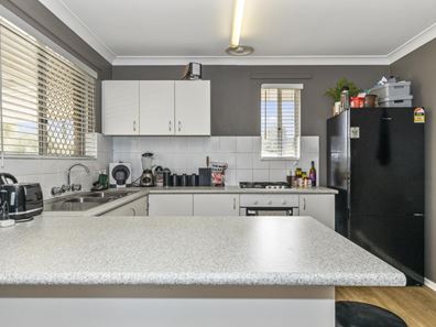 1 Skelwith Cl, Balga WA 6061