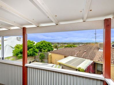 5 Casteau Close, Australind WA 6233