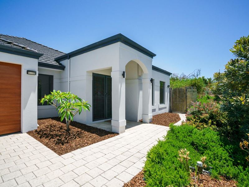 79A Redwood Crescent, Melville
