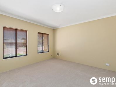 7 Bramley Way, Bibra Lake WA 6163