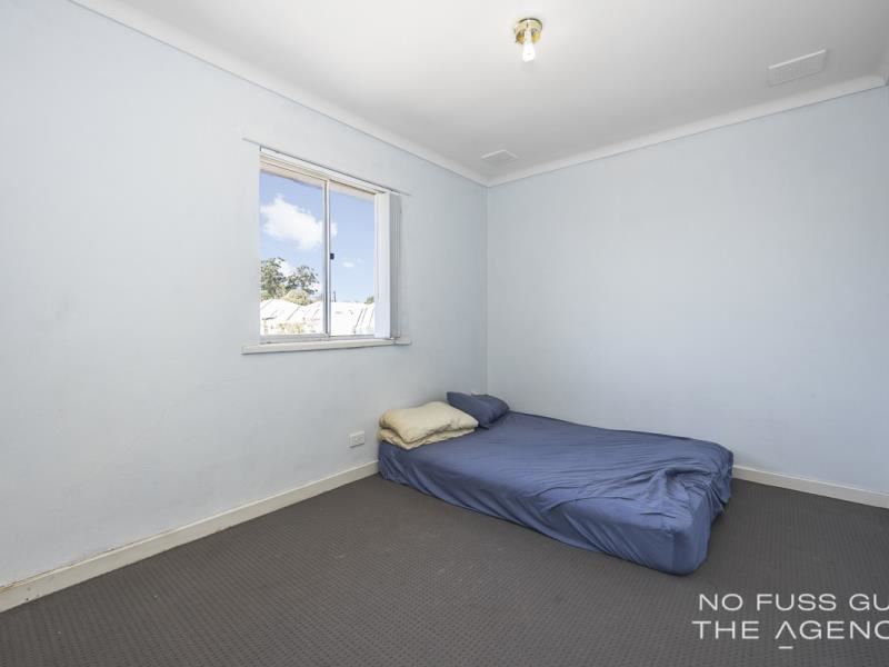 2/18 Selsey Way, Balga WA 6061