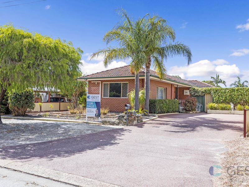 32 KERWIN WAY, Lockridge