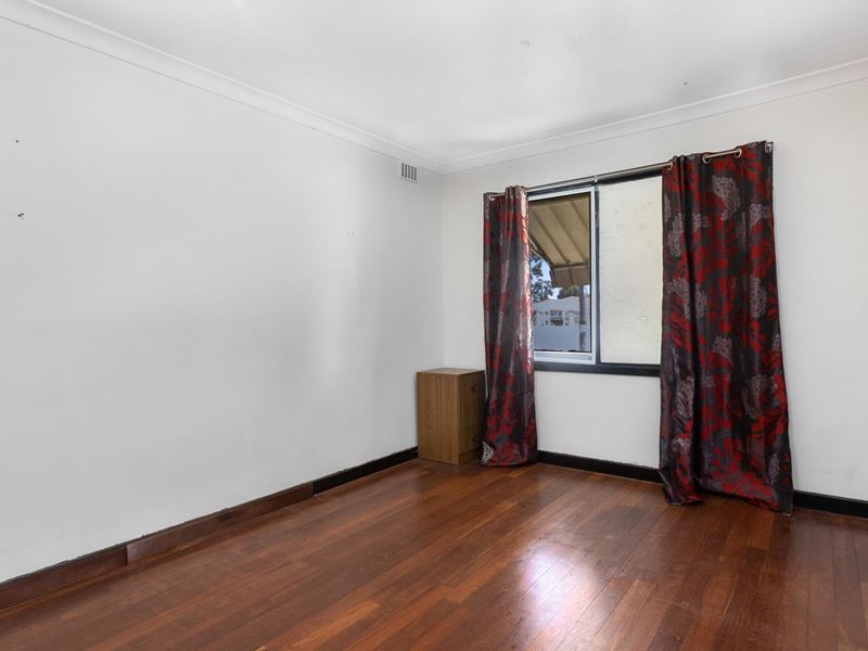 84 Amberton Avenue, Girrawheen