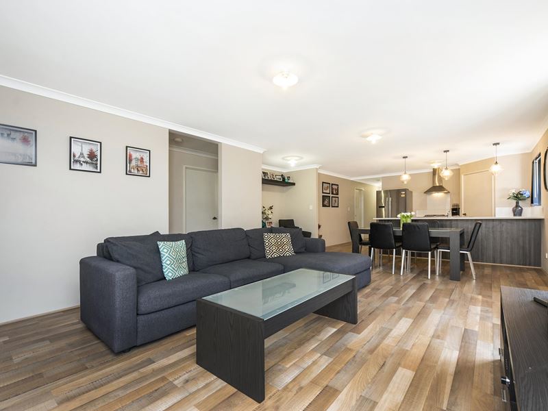 2 Ambit Way, Aveley WA 6069