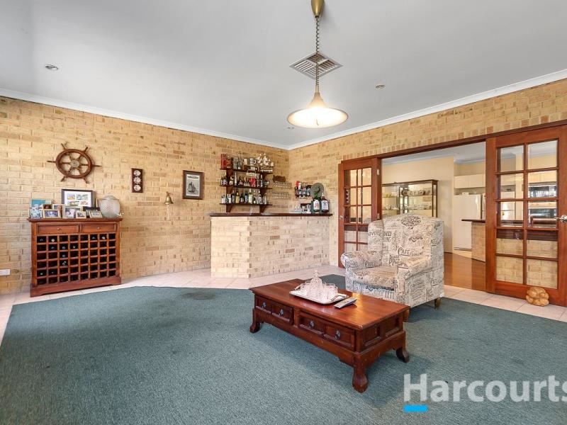 12 Bollinger Close, The Vines WA 6069