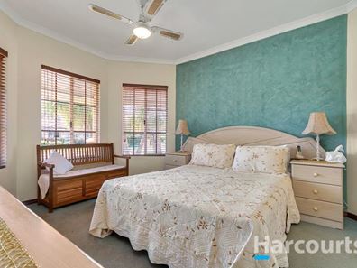 12 Bollinger Close, The Vines WA 6069