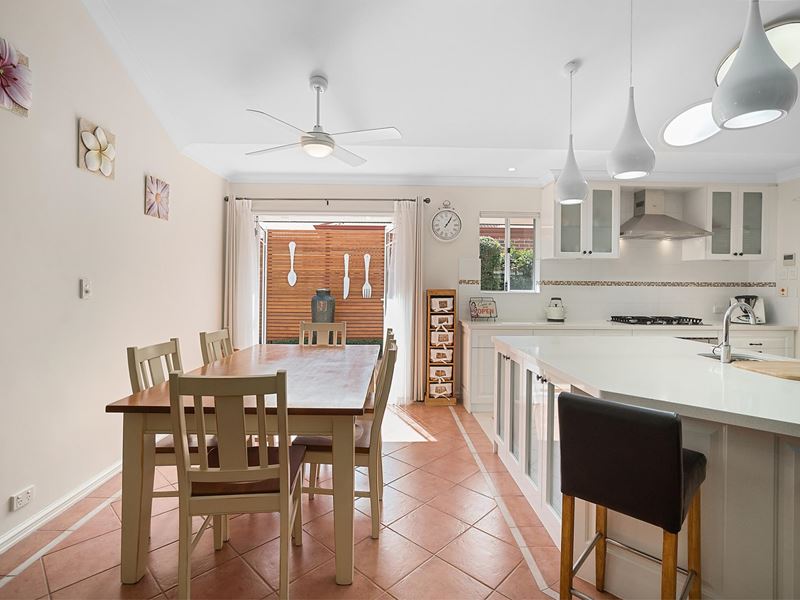 28 Little River Cove, Jane Brook