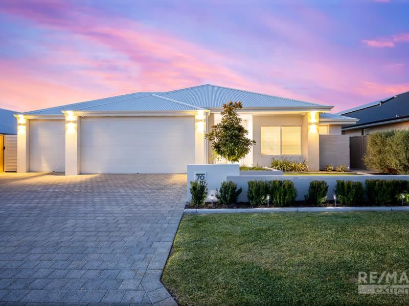 70 Vanderlin Crescent, Ridgewood