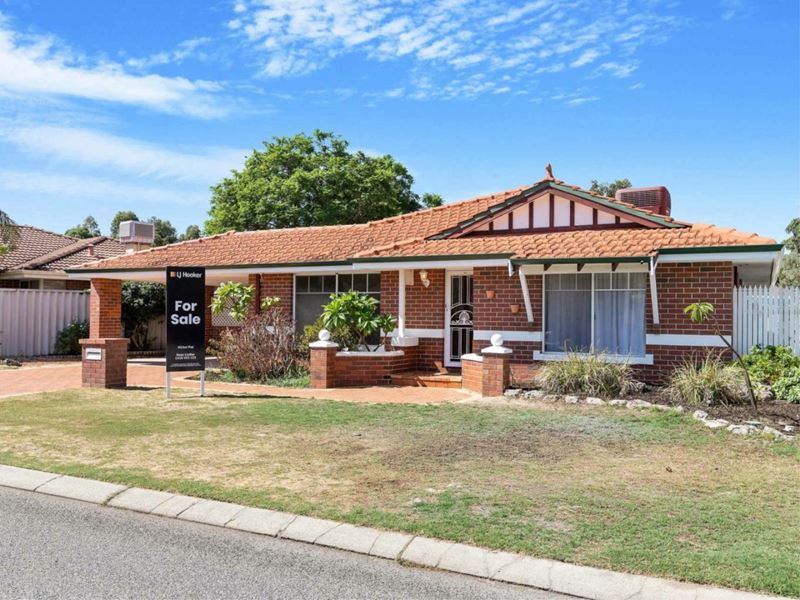 6 Naylor Close, Atwell