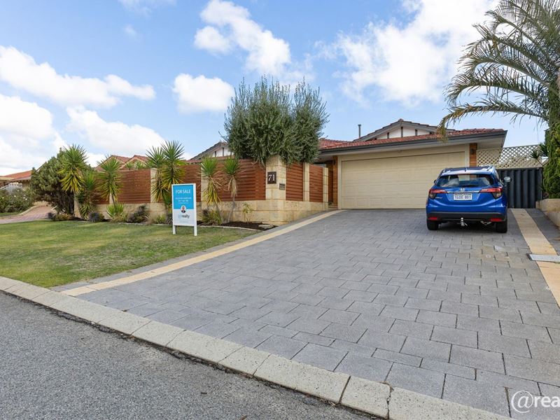 71 Sylvan Crescent, Leeming WA 6149