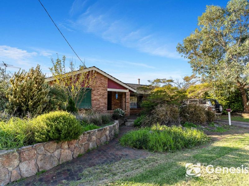 27 Beresford Gardens, Swan View