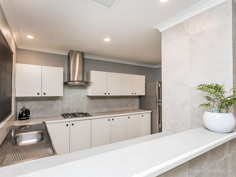 7 Diemen Court, Heathridge