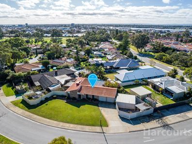 12 Balmoral Parade, Halls Head WA 6210