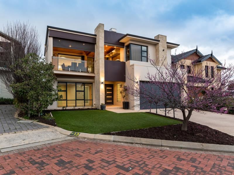 15 Stableford Court, Maylands