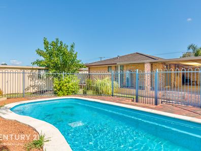 12 Isaacs Court, Huntingdale WA 6110
