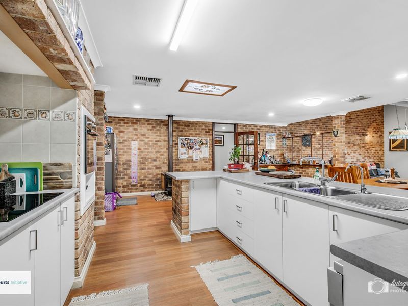 14 Highview Rise, Ballajura