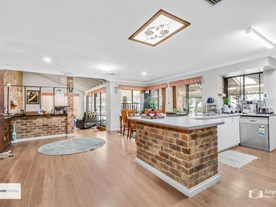 14 Highview Rise, Ballajura WA 6066
