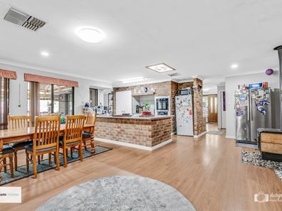 14 Highview Rise, Ballajura WA 6066
