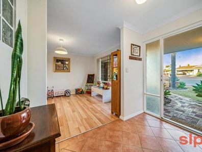 15 Kazan Close, Joondalup WA 6027