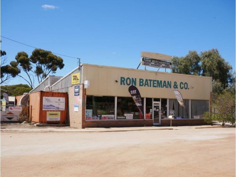 Retail - Iconic business and large industrial freehold property for sale.