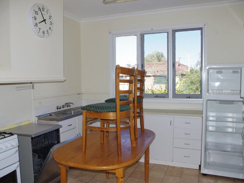 68 Yewers Avenue, Morawa
