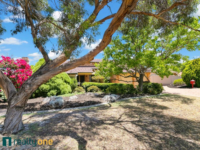 15 Blakers Ridge, Winthrop WA 6150