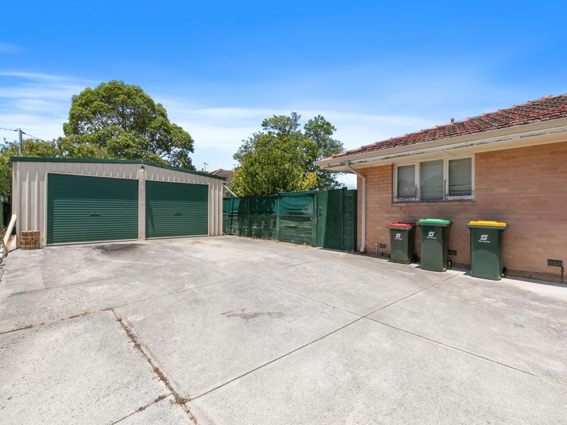 1 Grinstead Way, Balga WA 6061