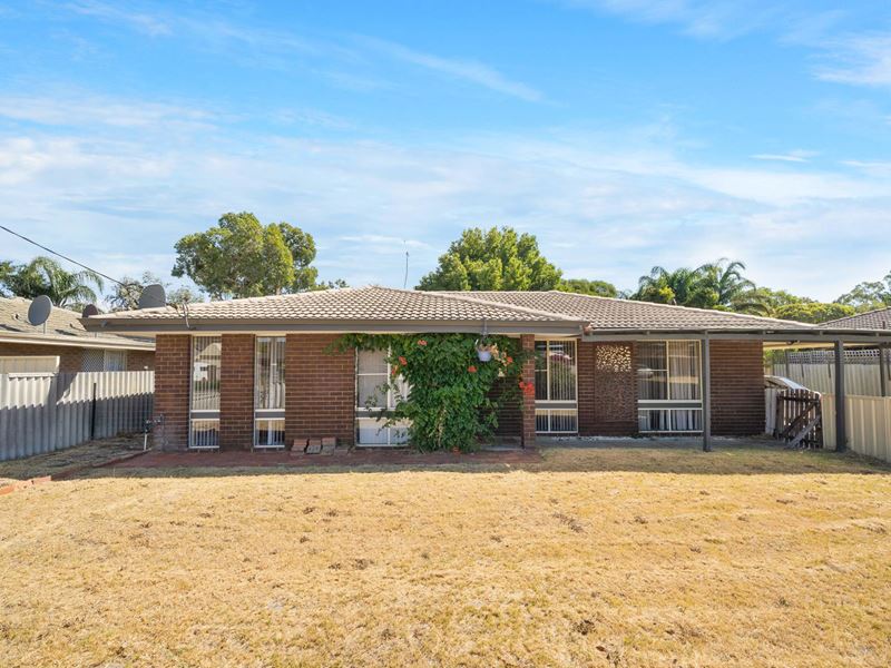 15 Conifer Street, Maddington WA 6109