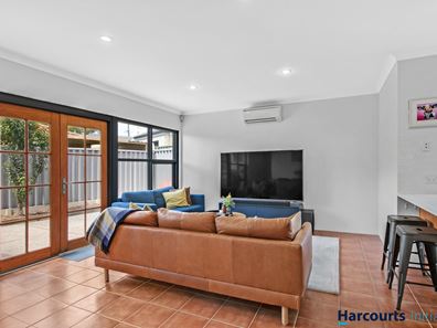 92C Ravenswood Drive, Nollamara WA 6061