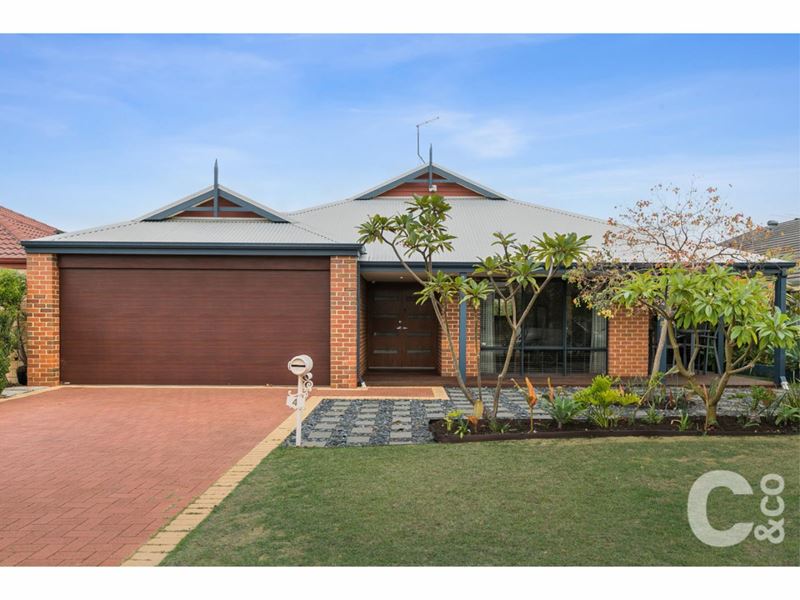 4 Spelthorne Way, Wellard