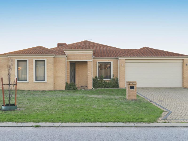 3 Hazlett Way, Canning Vale