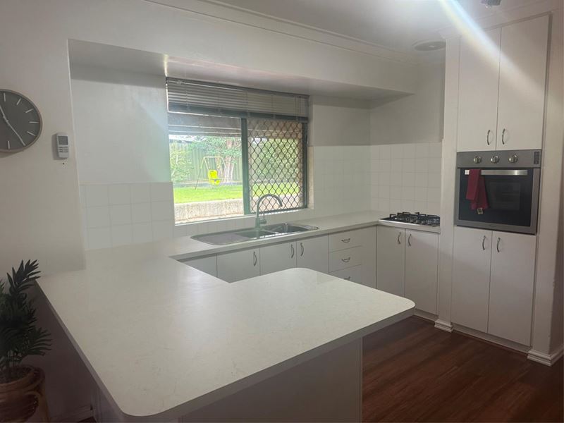 12 Fathom Court, Heathridge
