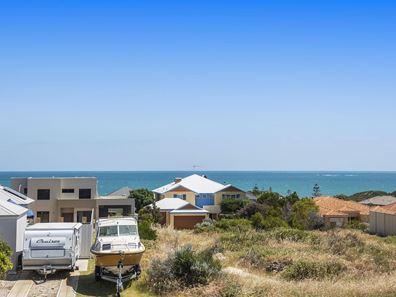 180 Lagoon Drive, Yanchep WA 6035