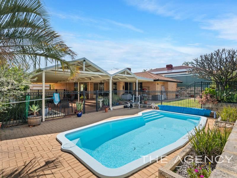 4 Corrie Court, Kingsley WA 6026