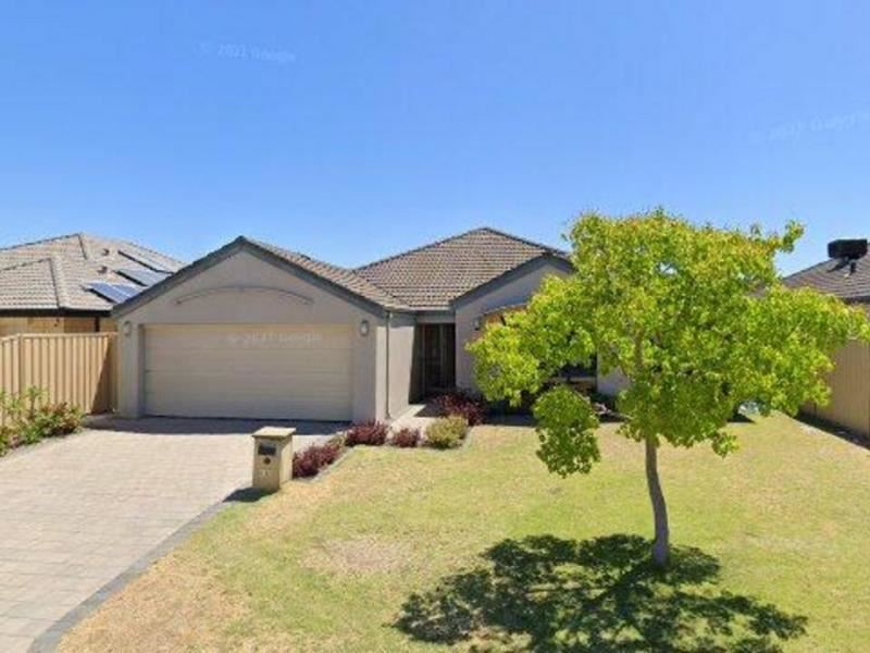 37 Waterfields Drive, Bertram