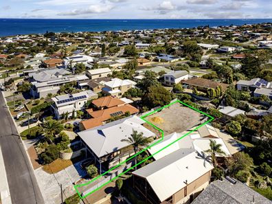 21B DENNIS STREET, Quinns Rocks WA 6030