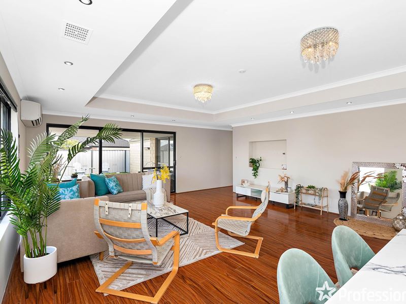 19 Terracina Parkway, Piara Waters