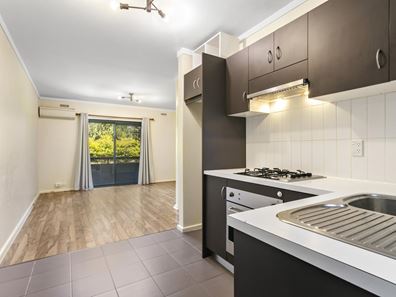 6/30 Lorraine Place, Hamilton Hill WA 6163