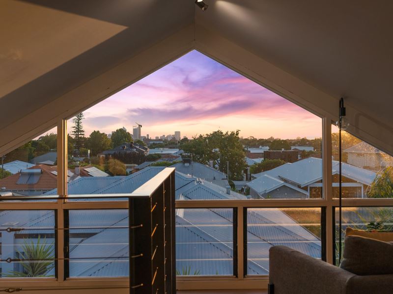 95 Grand Promenade, Bedford