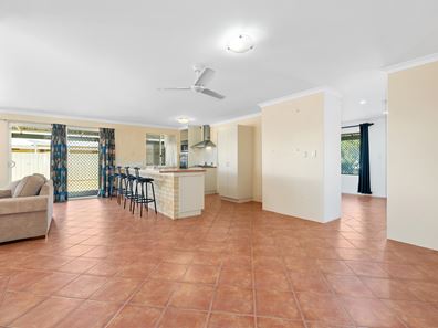 11 Bateman Way, Lancelin WA 6044