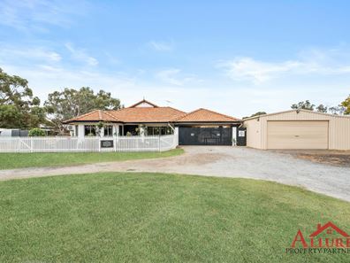 28 Country Dr, Oakford WA 6121