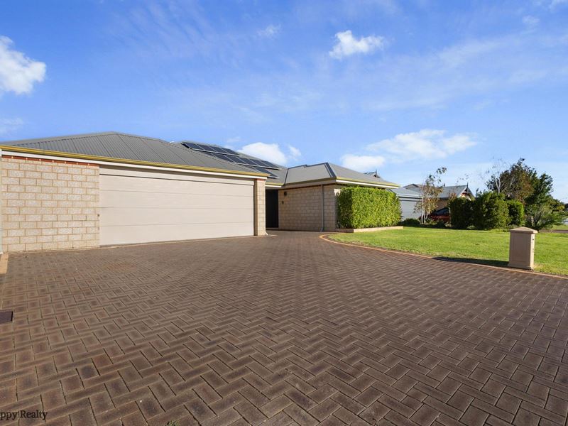 13 Leicester Crescent, Canning Vale