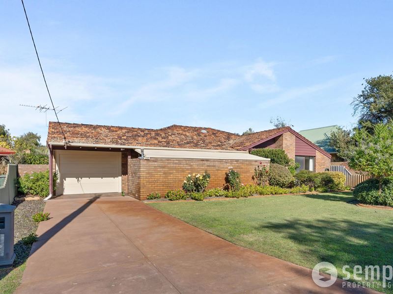 137 Burrendah Boulevard, Willetton