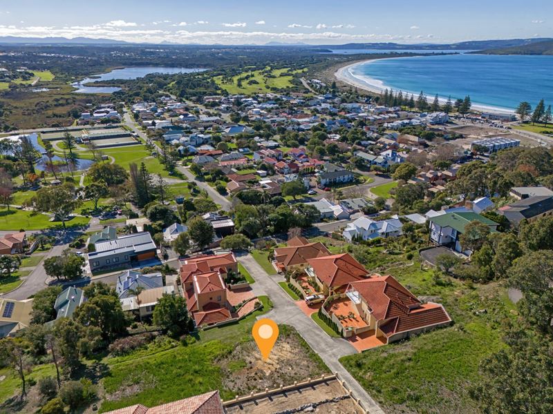 11B Wylie Crescent, Middleton Beach WA 6330